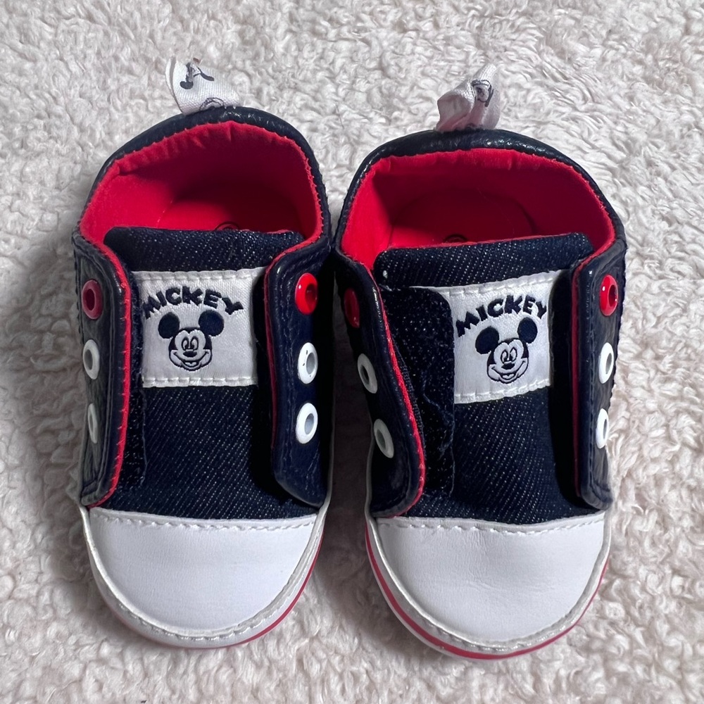 Disney Mickey Mouse Shoes Baby Size 2